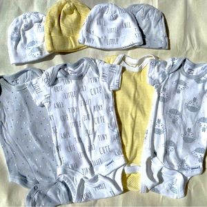 Gerber Unisex Onesie and Hat Bundle